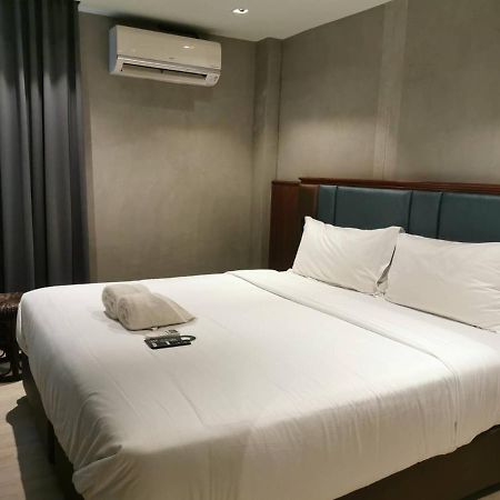Narawad Boutique Hotel Bangkok Extérieur photo
