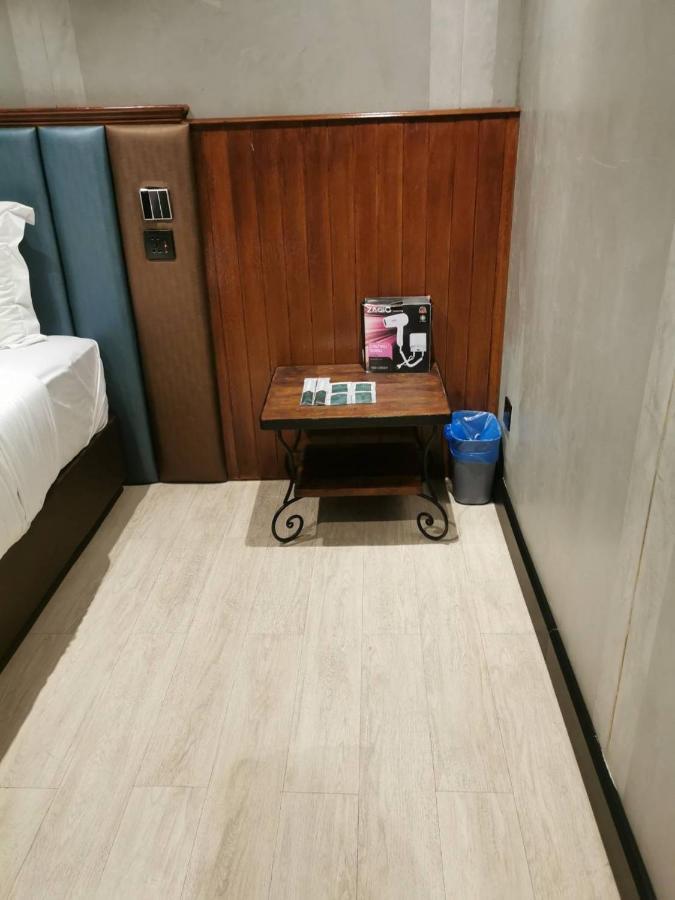 Narawad Boutique Hotel Bangkok Extérieur photo