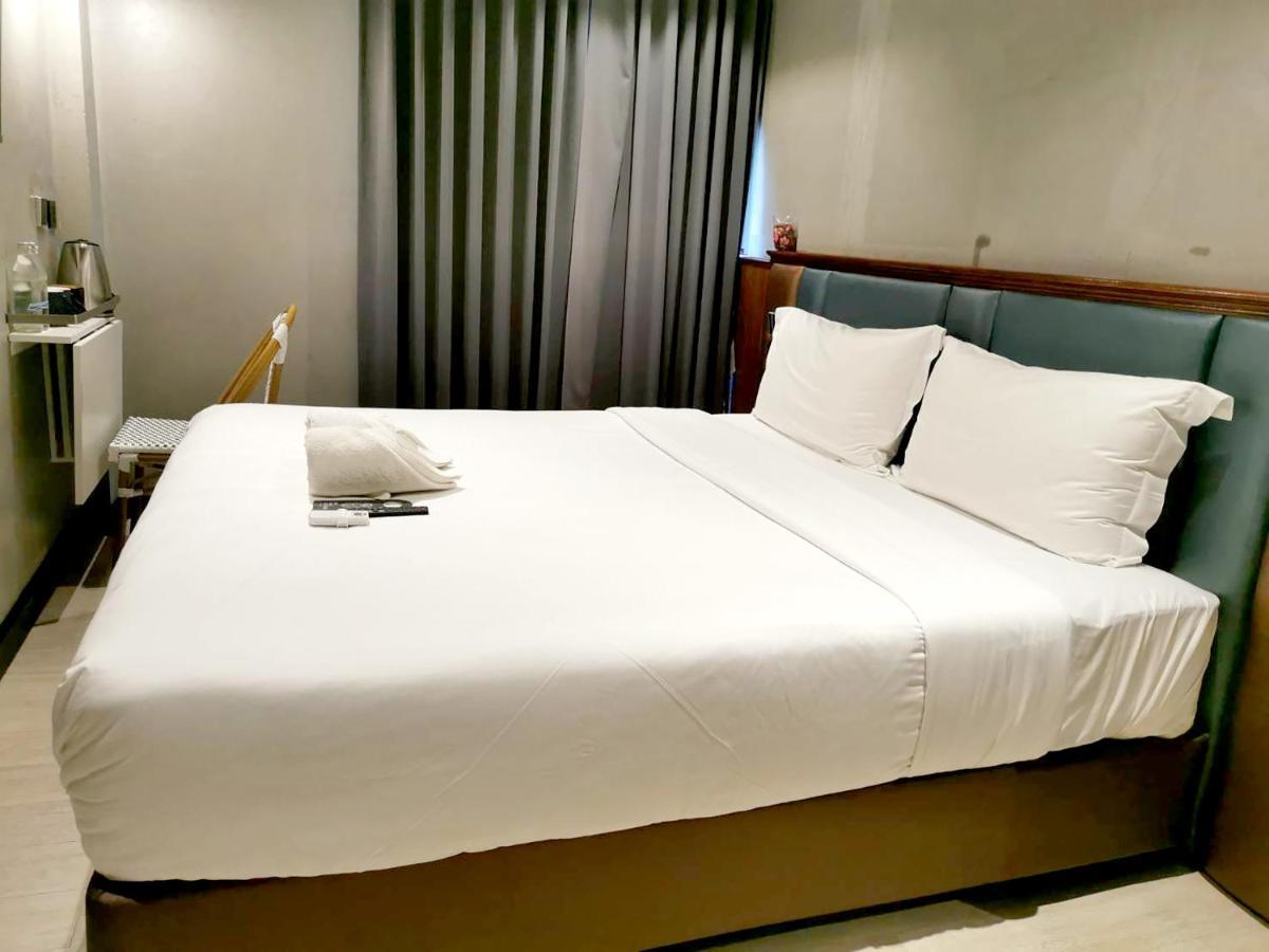Narawad Boutique Hotel Bangkok Extérieur photo